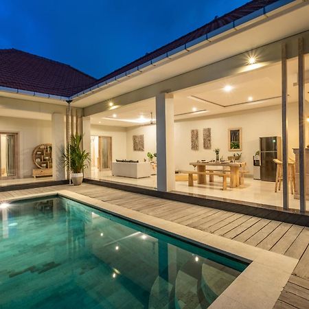 ☆ Villa Larissa ☆ Seminyak 2Br Pool Kuta Petitenget 외부 사진