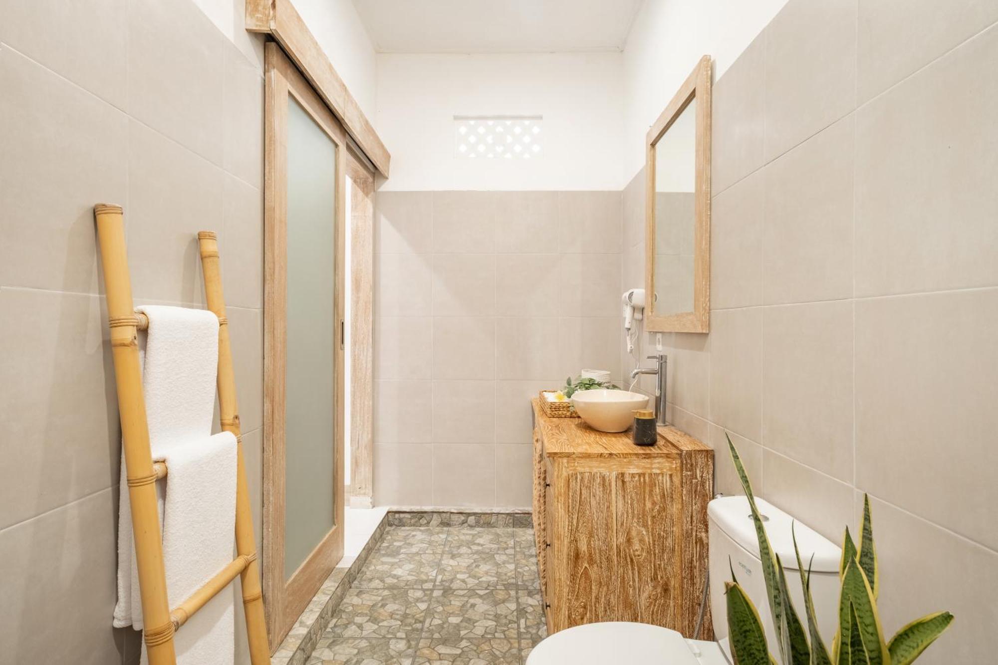 ☆ Villa Larissa ☆ Seminyak 2Br Pool Kuta Petitenget 객실 사진